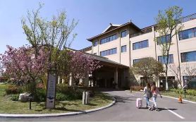 Swan Lake Resort Hot Spring Jiangba