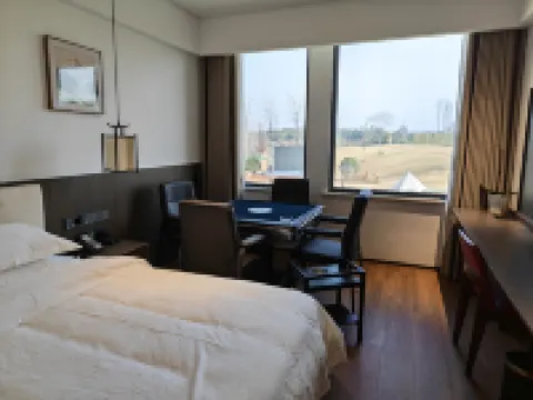 Xiangyang Lake Wetlands · Music Lakeside