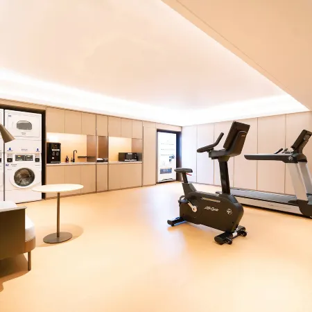 Ji Hotel Orchard Singapore Отели рядом с достопримечательностью «Торговый центр Orchard Gateway»