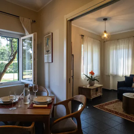 Hero's Garden Relais