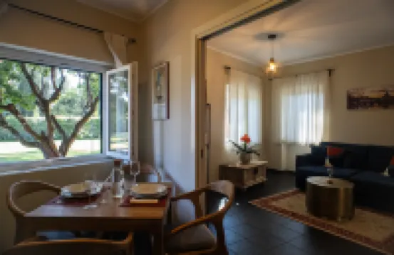 Hero's Garden Relais