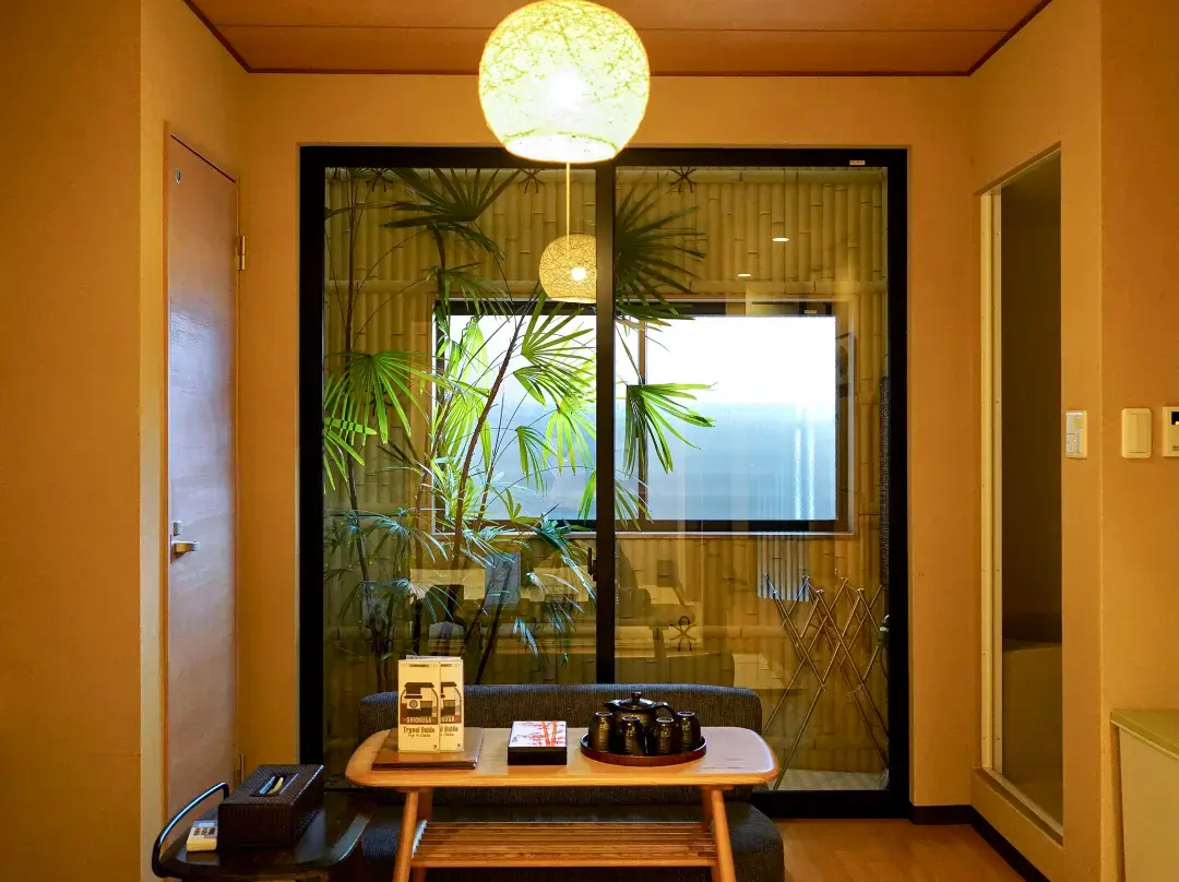 Shirakabanoyado-shiokusa - Osaka