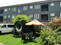 Zhou Jie Hotel  - Ikaija Lagos Mohammed Airport Branch - نادي رياضي