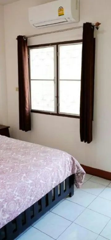 ห้องซูพีเรียร์ เตียงใหญ่ 1 เตียง