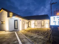 Wooyeon Handong Hotels near Woljeongri Beach