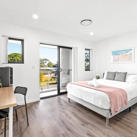 Tranquil Rooms – Quick Walk to Bus & Local Amenities