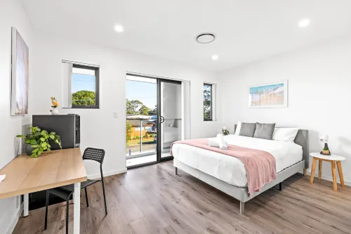 Tranquil Rooms – Quick Walk to Bus & Local Amenities