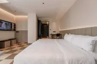 GOOD NIGHT HOTEL