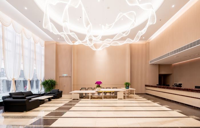 Haining Holiday International Hotel
