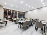 Ruiji Designer Hotel Hotels in Ruili