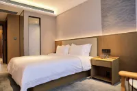 Yangzhong Yipin Hotel
