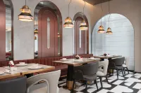 Radisson RED Datong