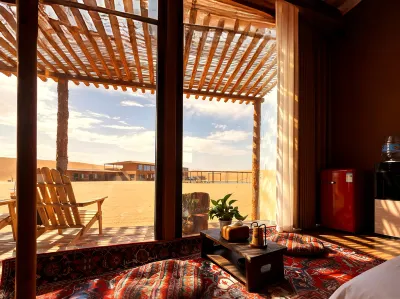 Zhongwei Shaqiyao • Encounter Desert Starry Sky Luxury Camping Hotel Hotels in 