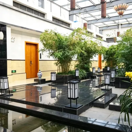 Hongyuehu Hotel
