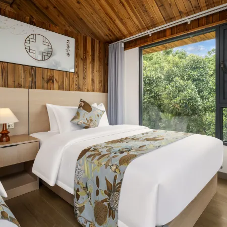 Sea of Clouds at Sun | Leisure and Holiday Courtyard