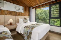 Sea of Clouds at Sun | Leisure and Holiday Courtyard