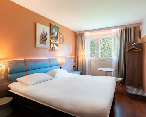 Ibis Golfe de Saint-Tropez Hotele w: Cogolin