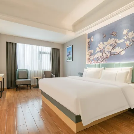 Magnotel Hotel (Ezhou Yintai Baihuo Nanpu Road)