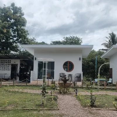 MON'TA HOMESTAY Hotel berhampiran Bai Orchid & Butterfly Farm