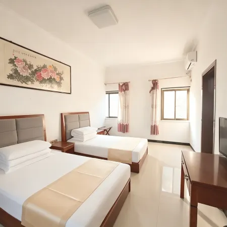 By the River Leisure Cave Homestay