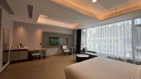 Lavande Hotel (Zhuanghe Xiangyang Road) - parking