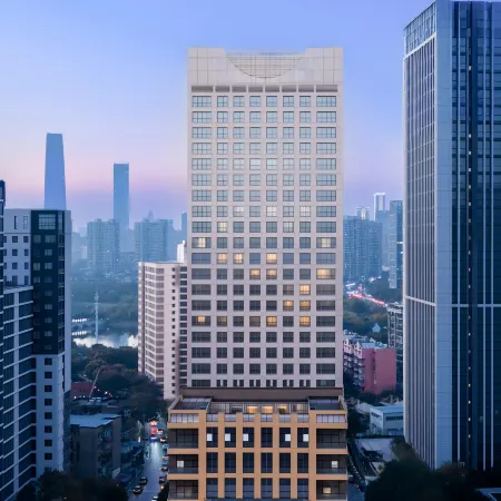 Wuhan Laisi Grand Rezen Hotel