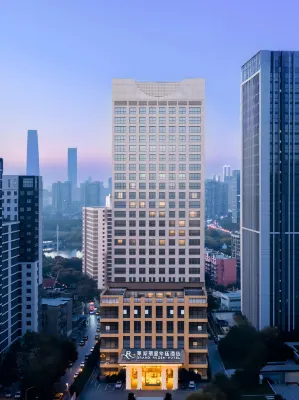 Wuhan Laisi Grand Rezen Hotel - spa