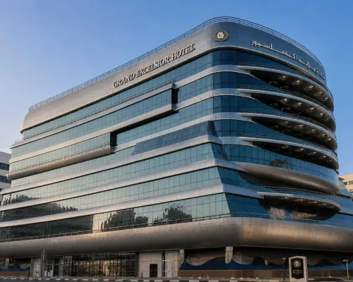 Sunday Hotel Al Barsha Dubai Mall of the Emirates Formerly Grand Excelsior Al Barsha Hotels in der Nähe von Nestle Middle East