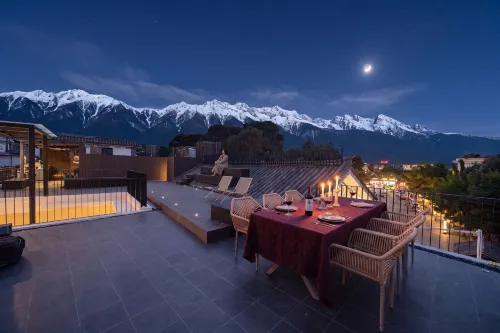 Lehe | Aurora Serene Yunshu Fanchen Designer Private Residence - Parking