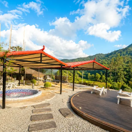 Xipan Hot Spring Resort Hotel
