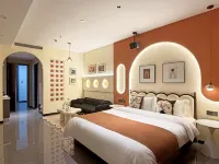 Daying Themed Homestay (Hefengyuan) - parkir