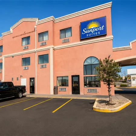 Sunport Suites near Albuquerque Airport I 25