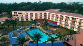 Landmark Nike Lake Resort