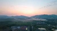 Ji Hotel (Yixing Zisha Cultural Tourism City） - Mountain View