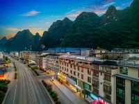 Cat's Faraway Hotel (Guilin Yangshuo West Street Ten-Mile Gallery) - โรงแรมราคาถูก