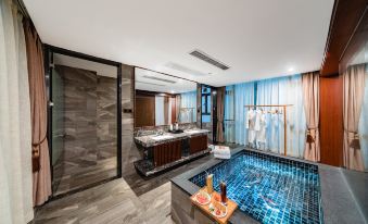 Mandenburg Hot Spring Resort Hotel(Fogang Hemingzhou)