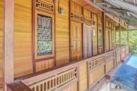 Spot on 91799 Sosonopan Homestay Near Lantamal VIII Manado Hotels in Mapanget
