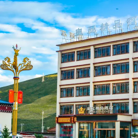 Crown Boutique Hotel