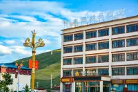 Crown Boutique Hotel Hotels near Wengda Passenger Transport Terminal