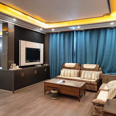 Riyue Hotel