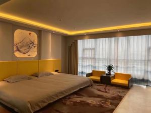 Junyi Hotel (Pingdingshan Heshun Road)