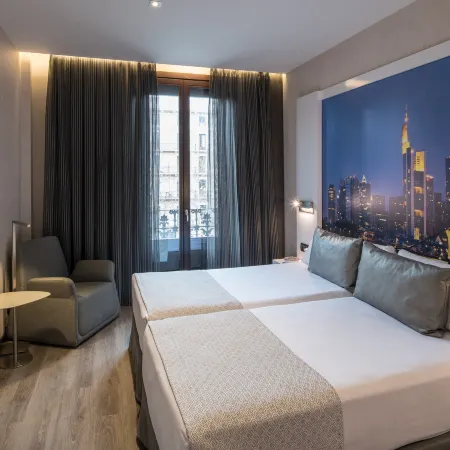 Catalonia Gran Via BCN Hotels in Barcelonès