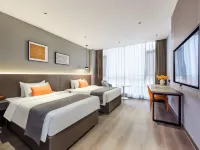 Home Inn Baiyun Hotel (Chengdu Tianfu International Airport Branch) Hotels near Chengdu Tianfu International Airport