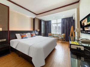 Tongxinyuan Boutique Hotel (Haikou Guoxing Avenue)