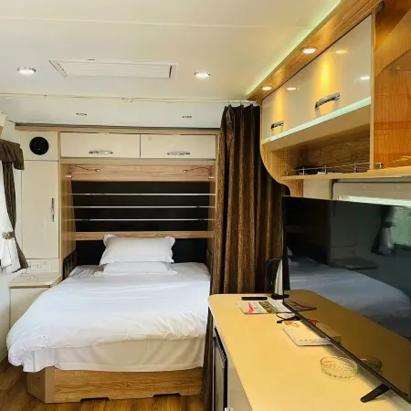 Color Snail RV Camp