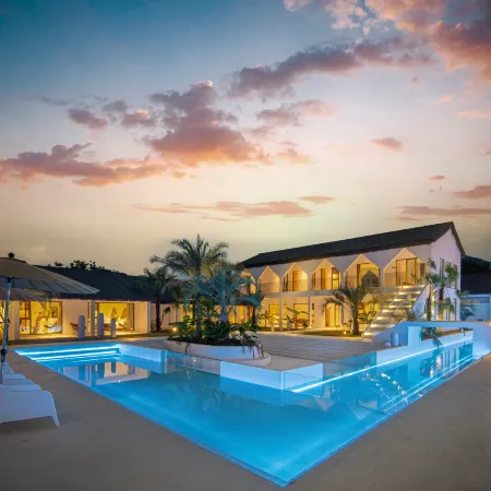 Aiqi Hot Spring Resort Hotel