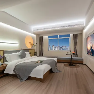 SGLL Zero Pressure Intelligence·Cinema Designer Hotel (Luqiao Branch) Hotels near Tangwu Yuanling Chen Yingfu Tomb