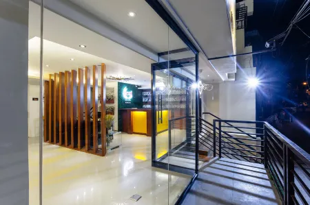 Nest Nano Suites Poblacion - Makati Отели в г. Макати