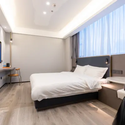 Pengpai Light Luxury Hotel (Chongming Chenjiazhen) Hotels near Donghu Lake Tourist Area