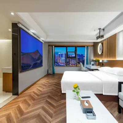 Chengdu Yuehuimei Hotel (Kuanzhai Alley) Отели рядом с достопримечательностью «Парк Байхуатан»